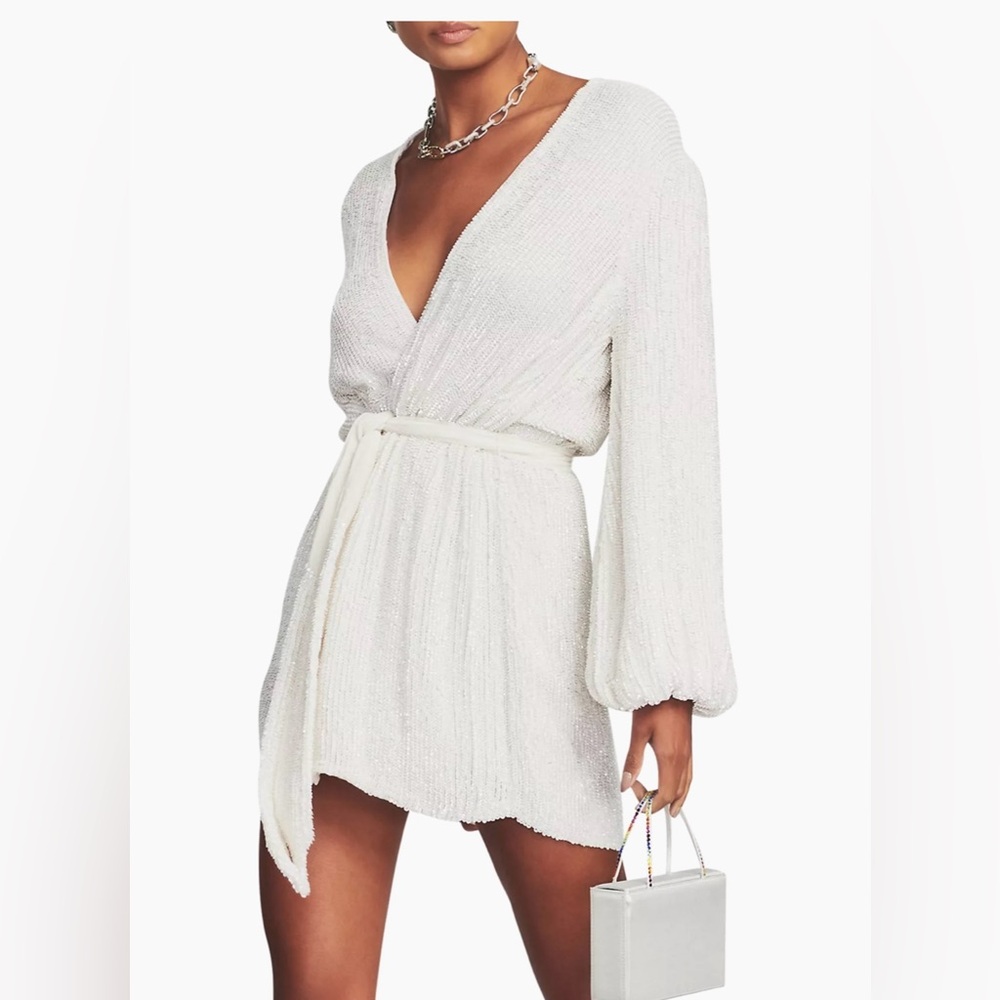 Gabrielle Robe Dress 🕊️ - Picture 2 of 7